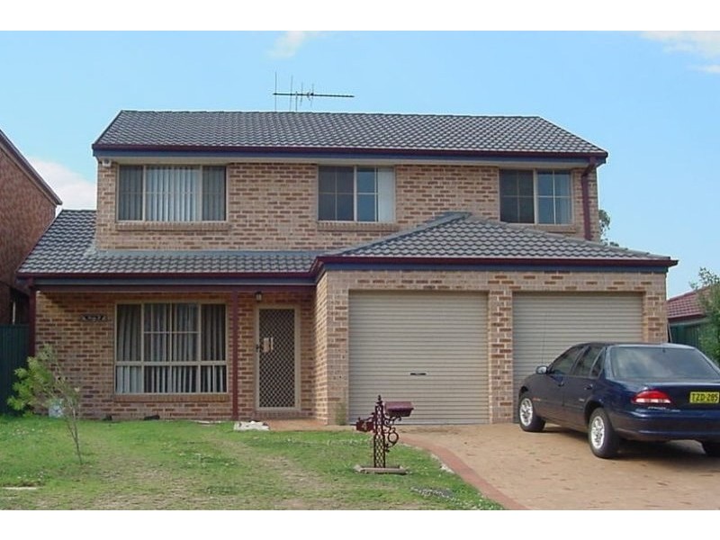 4 Currawong Street, Glenwood NSW 2768