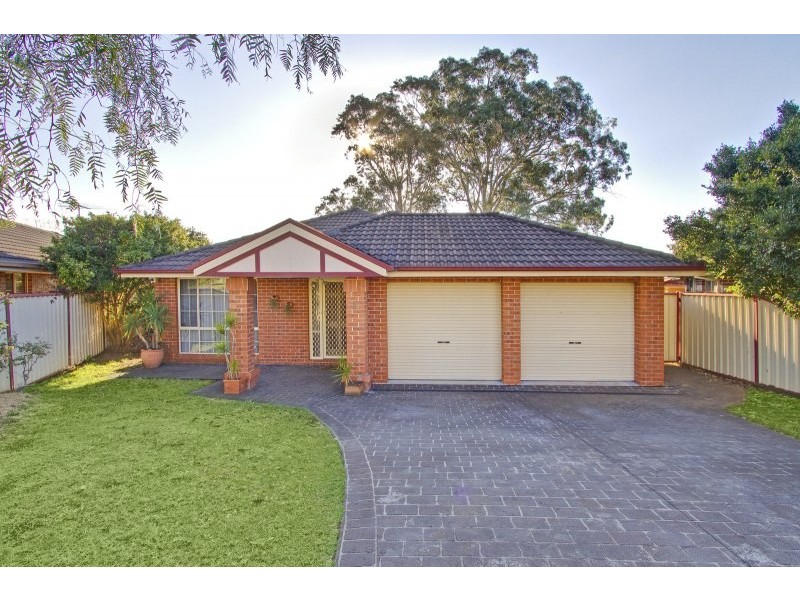 25 Thompson Crescent, Glenwood NSW 2768