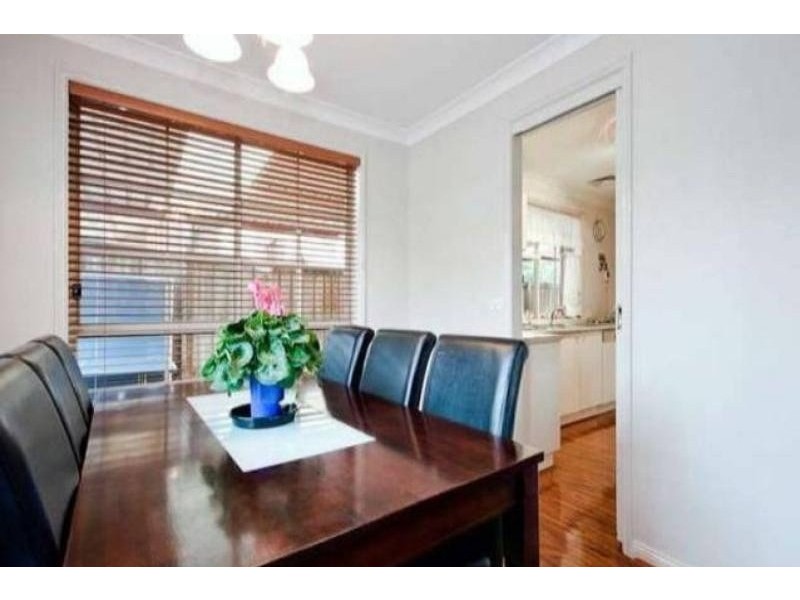 4 Carrowbrook Avenue, Glenwood NSW 2768