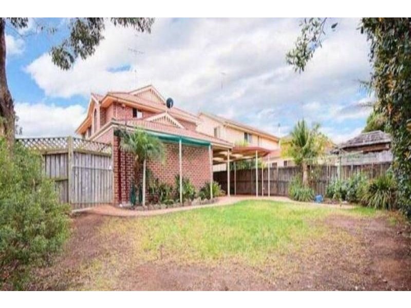 4 Carrowbrook Avenue, Glenwood NSW 2768