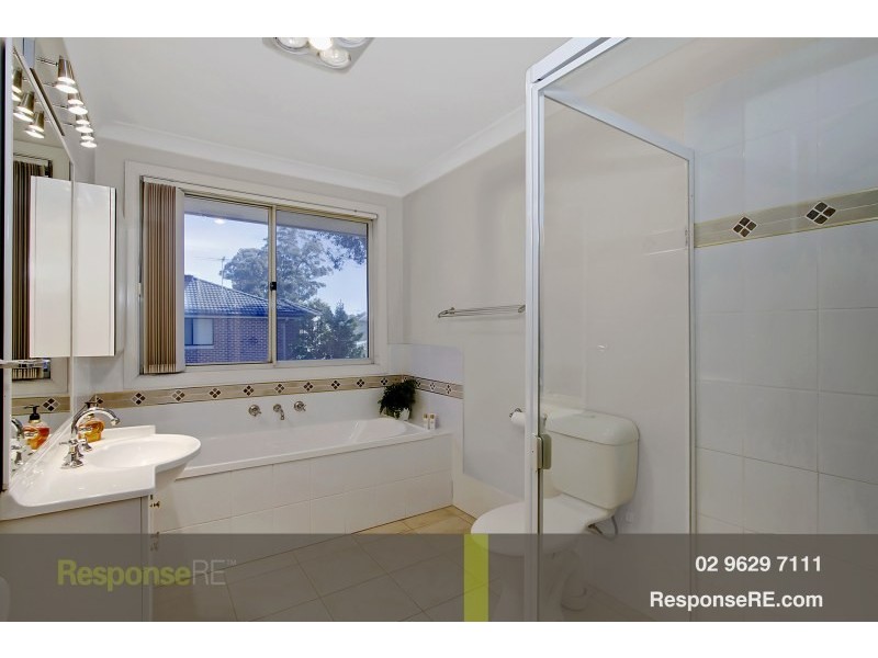 4 Laurina Way, Glenwood NSW 2768