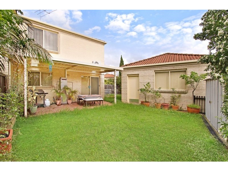 71 Beaumont Drive, Beaumont Hills NSW 2155