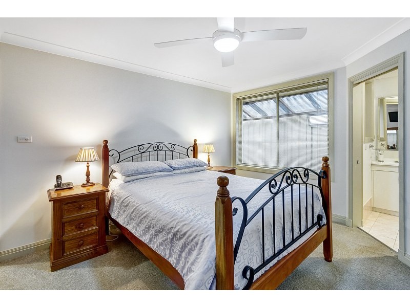 35 Amberlea Street, Glenwood NSW 2768