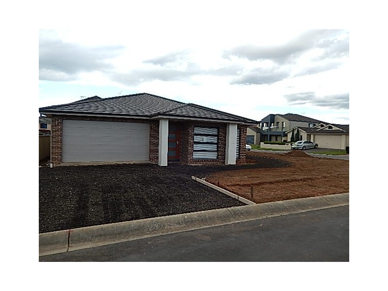 6 Pardalote Street, Glenwood NSW 2768