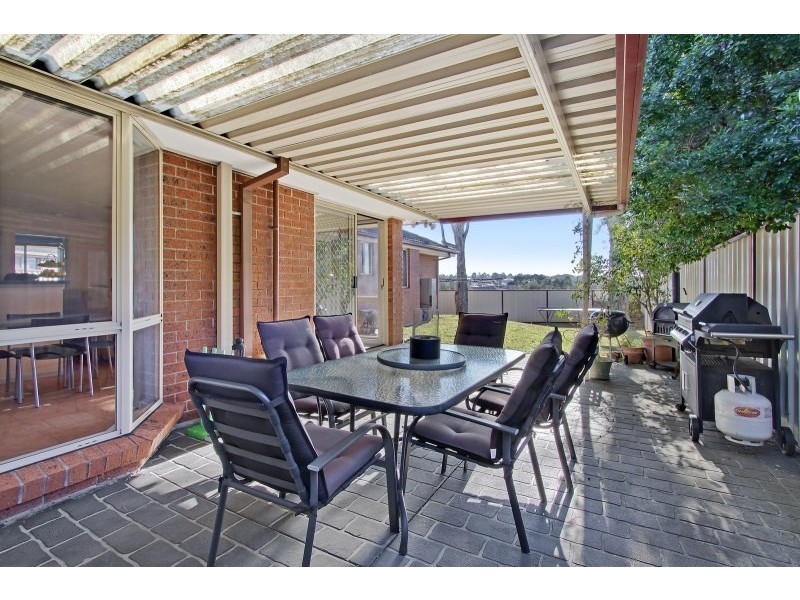 25 Thompson Crescent, Glenwood NSW 2768