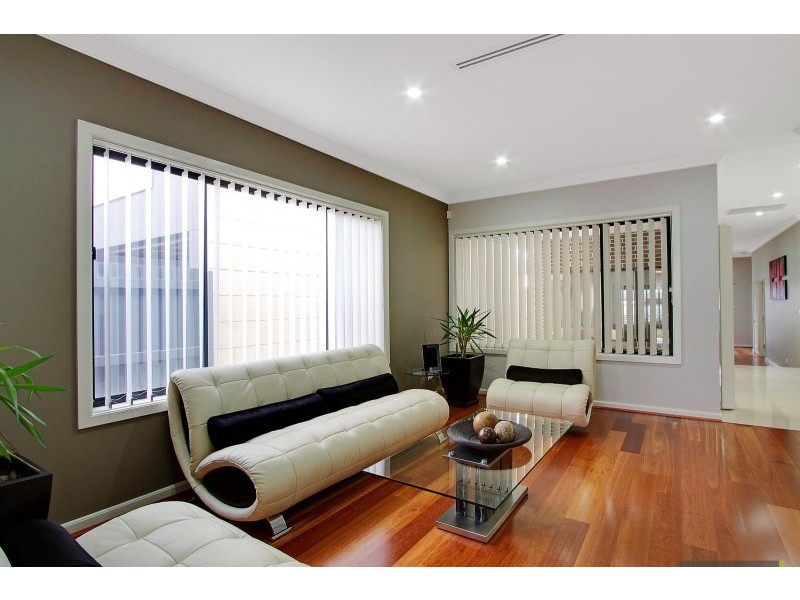 9 Arnika Court, Glenwood NSW 2768