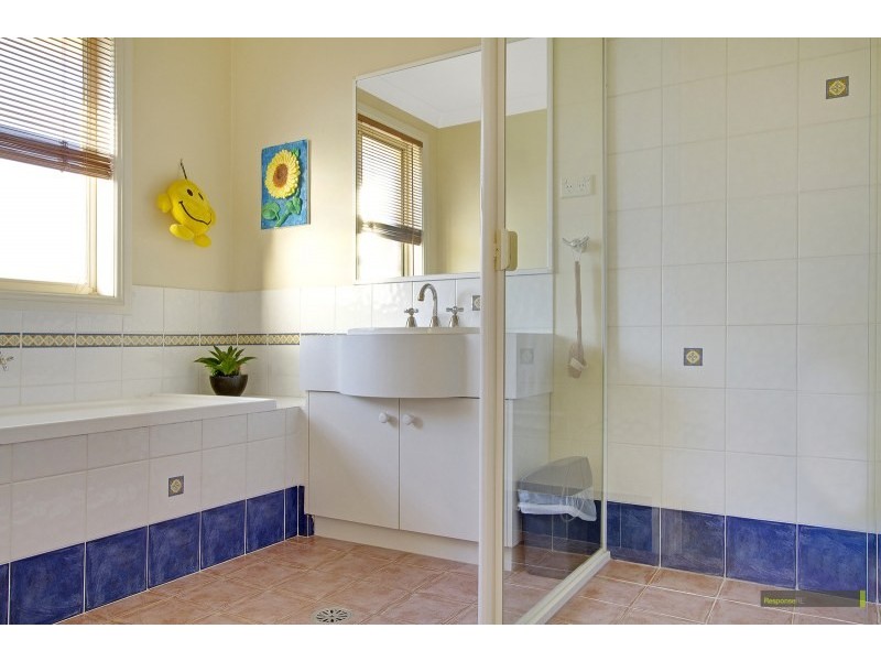 8 Harcourt Grove, Glenwood NSW 2768