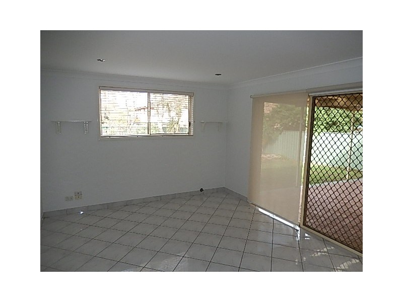 4 Mansion Court, Quakers Hill NSW 2763