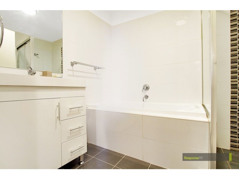 25/2-4 Fifth Avenue, Blacktown NSW 2148