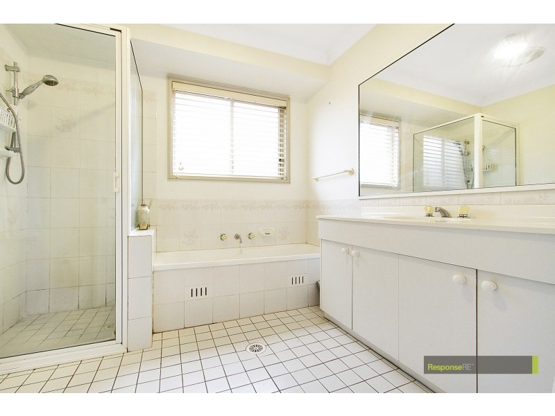 23 Thompson Crescent, Glenwood NSW 2768