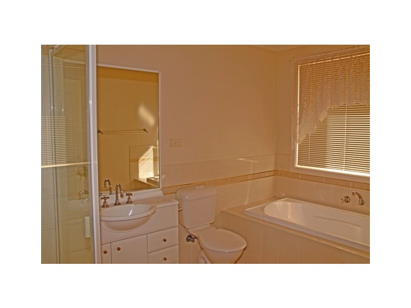 12 Raywood Court, Glenwood NSW 2768