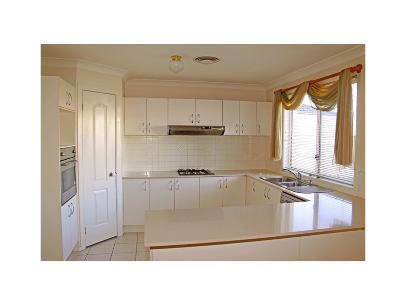 12 Raywood Court, Glenwood NSW 2768