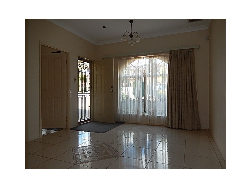 81 Bingara Crescent, Bella Vista NSW 2153