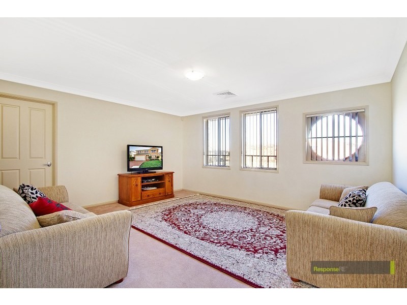 4 Parklea Drive, Parklea NSW 2768