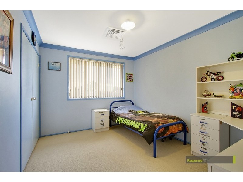 1 Persimmon Way, Glenwood NSW 2768