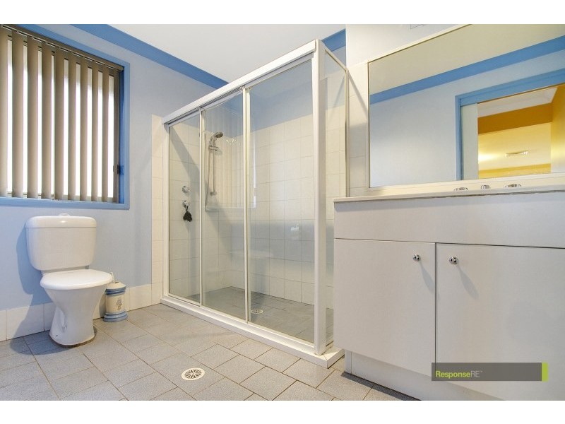 1 Persimmon Way, Glenwood NSW 2768