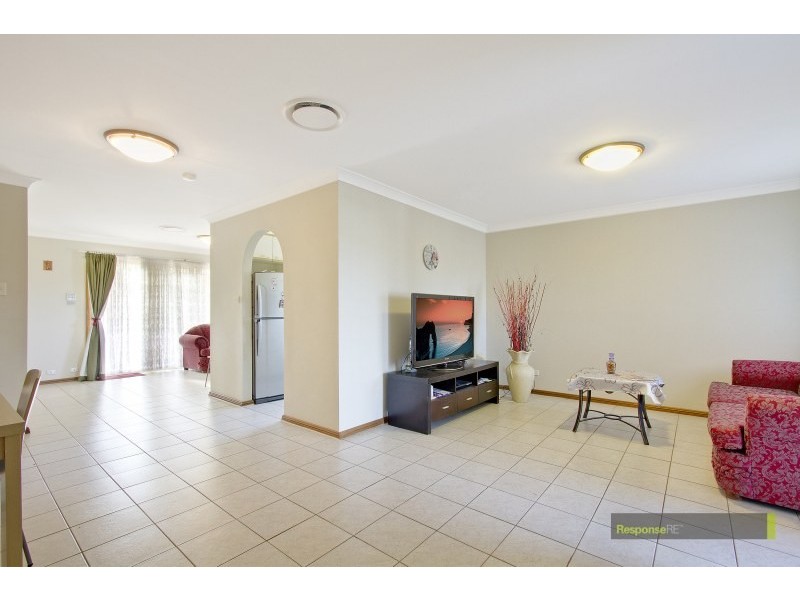 2/49 Pagoda Crescent, Quakers Hill NSW 2763