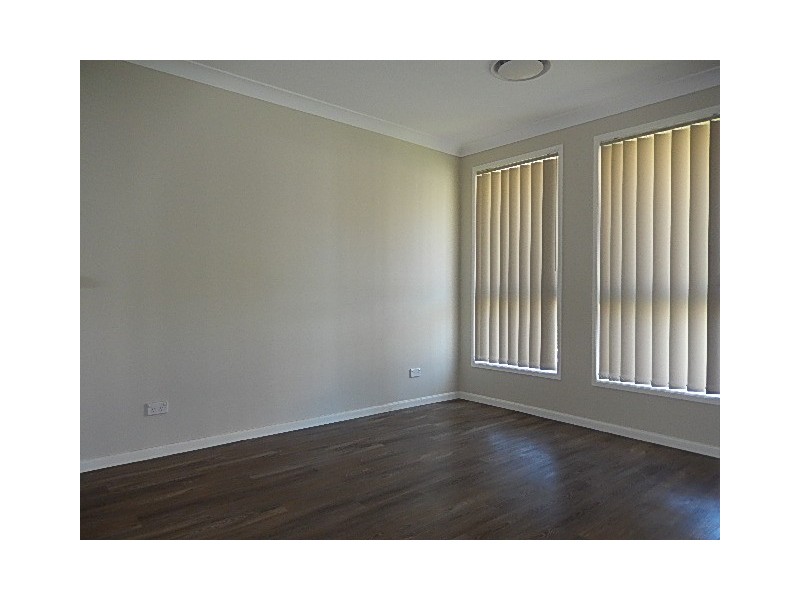 6 Dean Place, Acacia Gardens NSW 2763