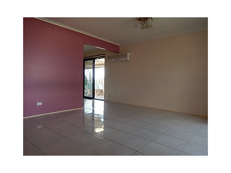 8 Sherborne Place, Glendenning NSW 2761