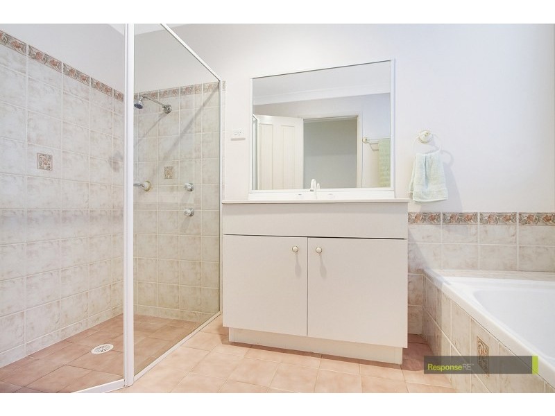 18 Greenhill Drive, Glenwood NSW 2768