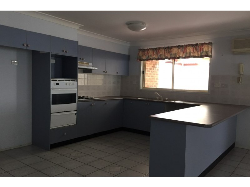 18 Ipswich Avenue, Glenwood NSW 2768