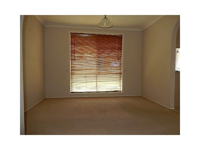 4 Deakin Avenue, Glenwood NSW 2768