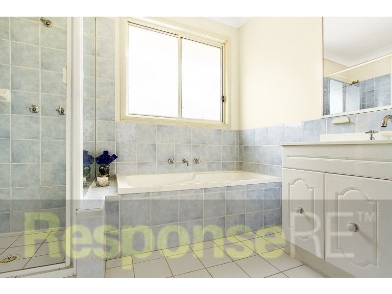 11 Persimmon Way, Glenwood NSW 2768