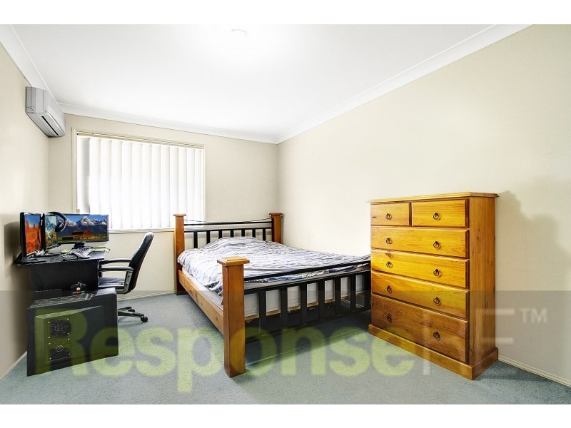 11 Persimmon Way, Glenwood NSW 2768