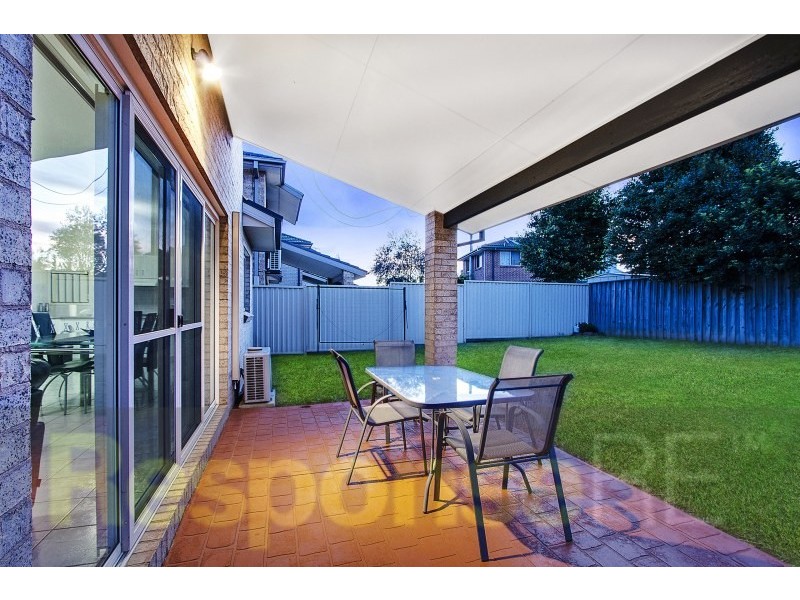 11 Persimmon Way, Glenwood NSW 2768