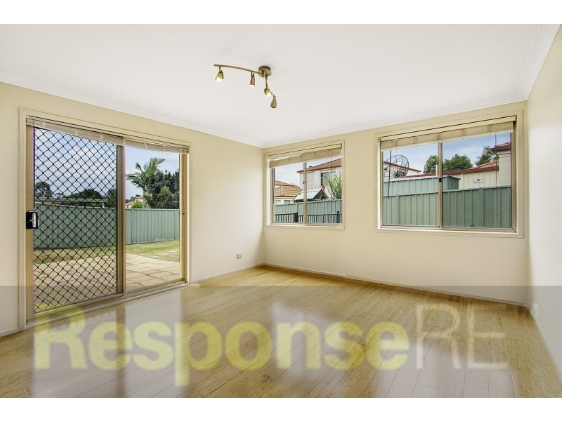 4 Deakin Avenue, Glenwood NSW 2768