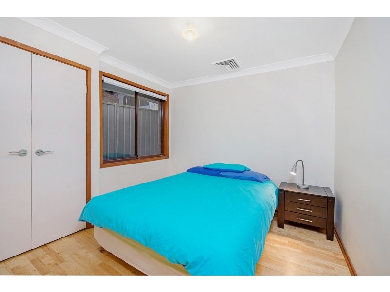 6 Hugo Place, Quakers Hill NSW 2763