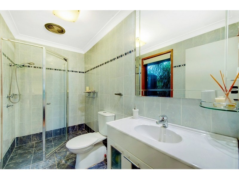 6 Hugo Place, Quakers Hill NSW 2763