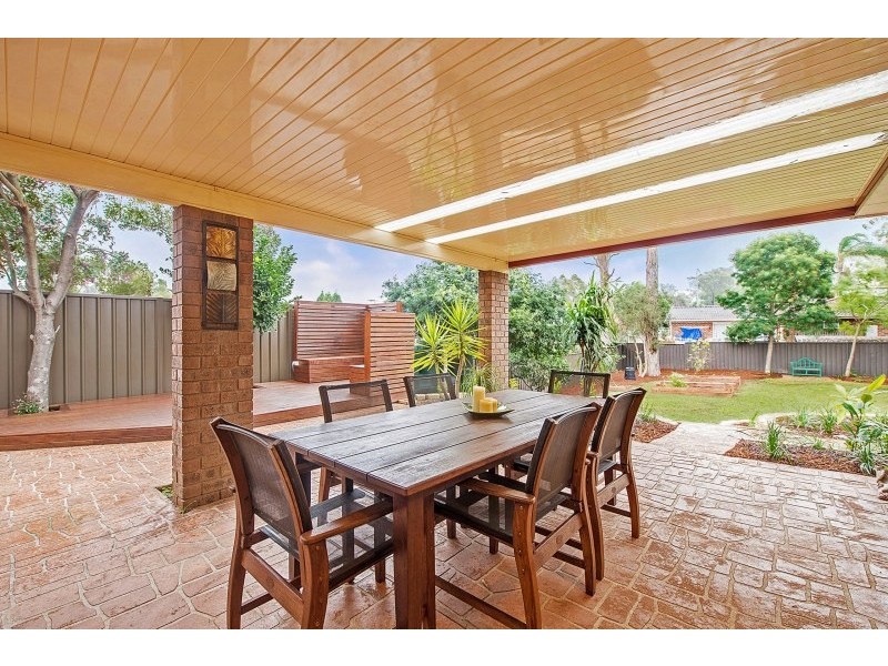 6 Hugo Place, Quakers Hill NSW 2763