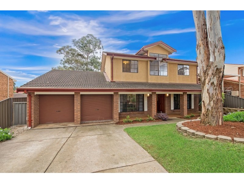 6 Hugo Place, Quakers Hill NSW 2763