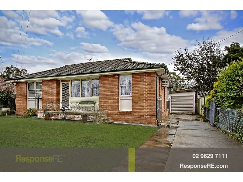 14 Saipan Avenue, Lethbridge Park NSW 2770