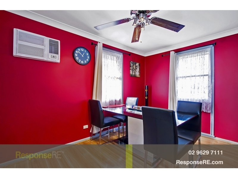 14 Saipan Avenue, Lethbridge Park NSW 2770