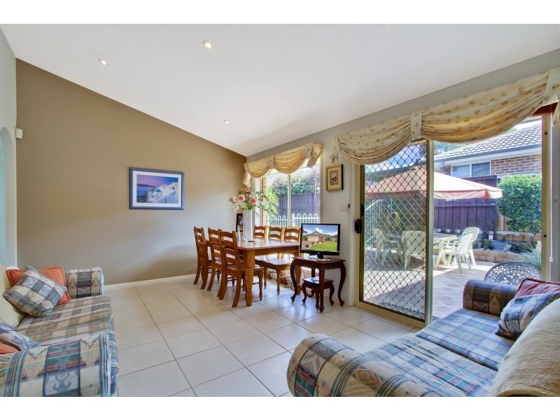 30 Phoenix Avenue, Stanhope Gardens NSW 2768