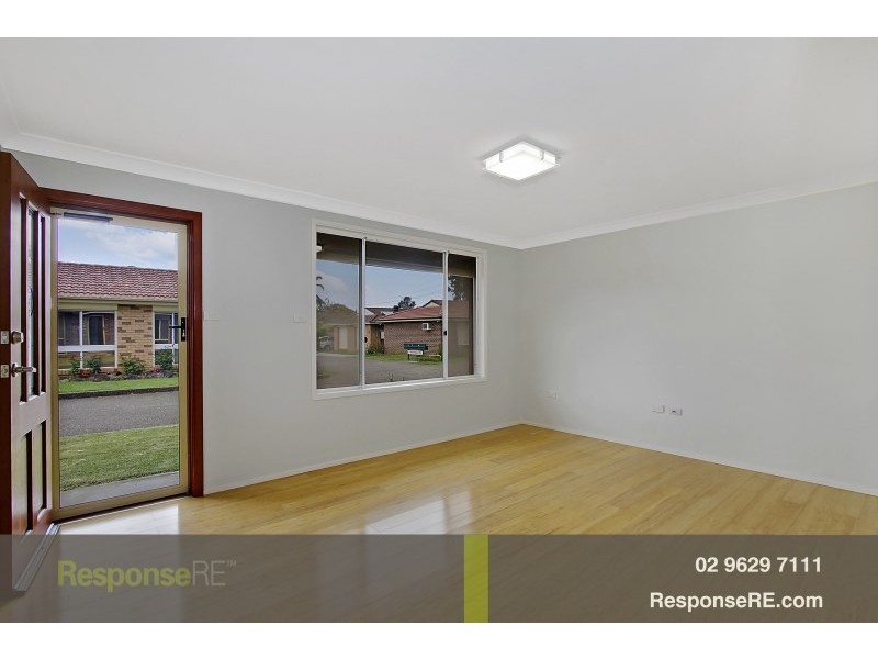 1/8 Woodvale Close, Plumpton NSW 2761