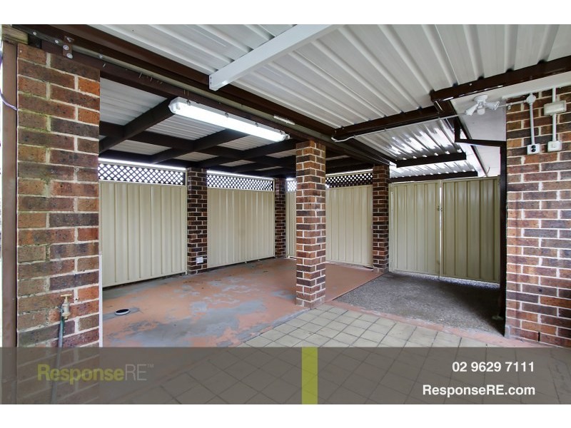 1/8 Woodvale Close, Plumpton NSW 2761