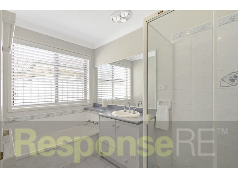 84 Phoenix Avenue, Stanhope Gardens NSW 2768