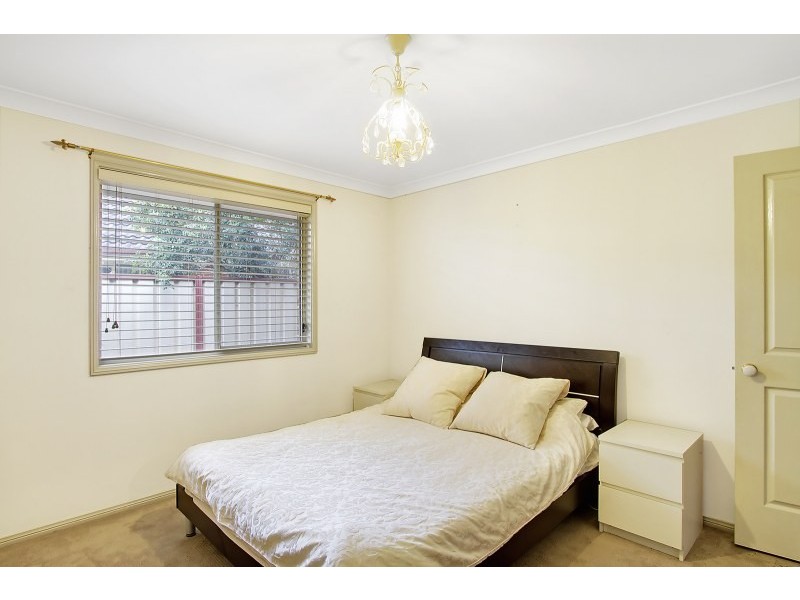 23 Thompson Crescent, Glenwood NSW 2768