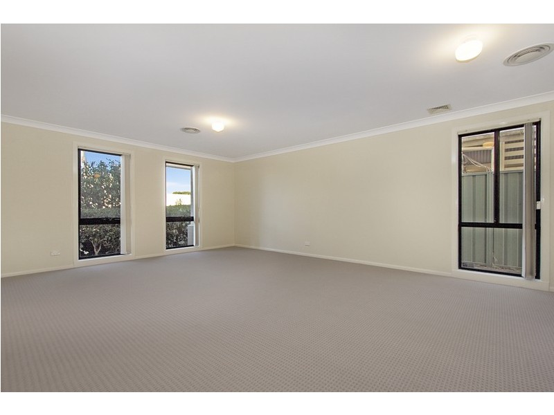 19 Watkiss Street, Glenwood NSW 2768