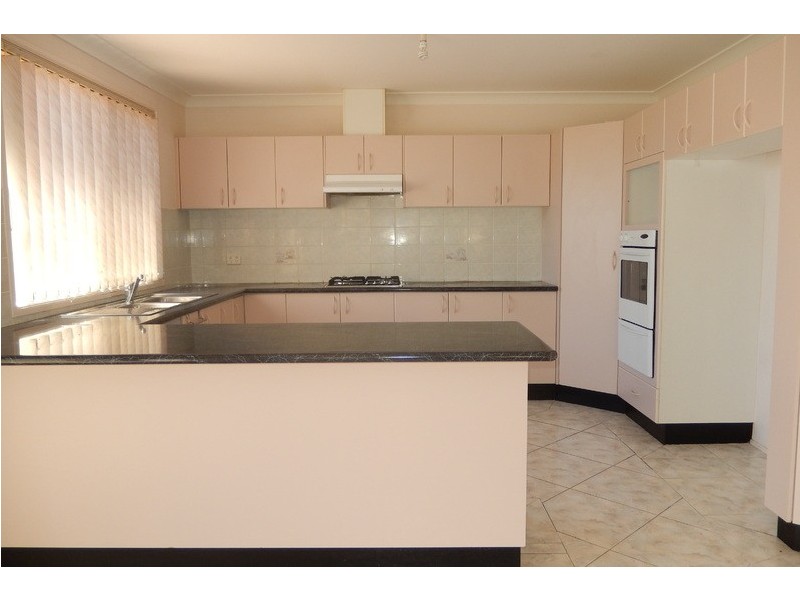 4 Kookaburra Grove, Glenwood NSW 2768