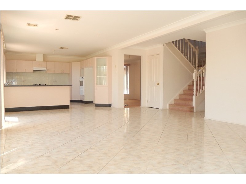 4 Kookaburra Grove, Glenwood NSW 2768