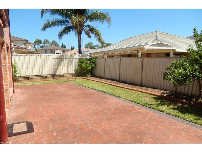 4 Kookaburra Grove, Glenwood NSW 2768