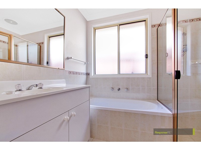 38 Galea Drive, Glenwood NSW 2768