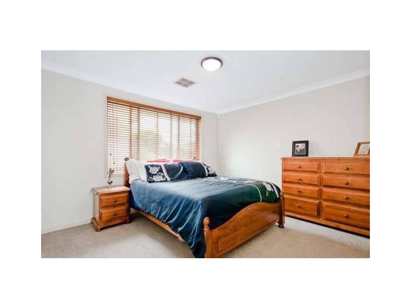 4 Carrowbrook Avenue, Glenwood NSW 2768