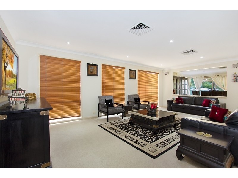 60 Phoenix Avenue, Stanhope Gardens NSW 2768