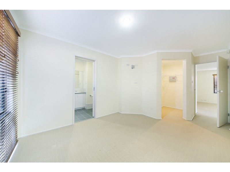 19 Matlock Place, Glenwood NSW 2768