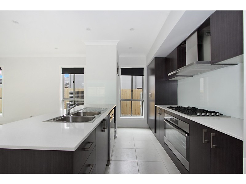 7 Vicarage Street, Kellyville NSW 2155